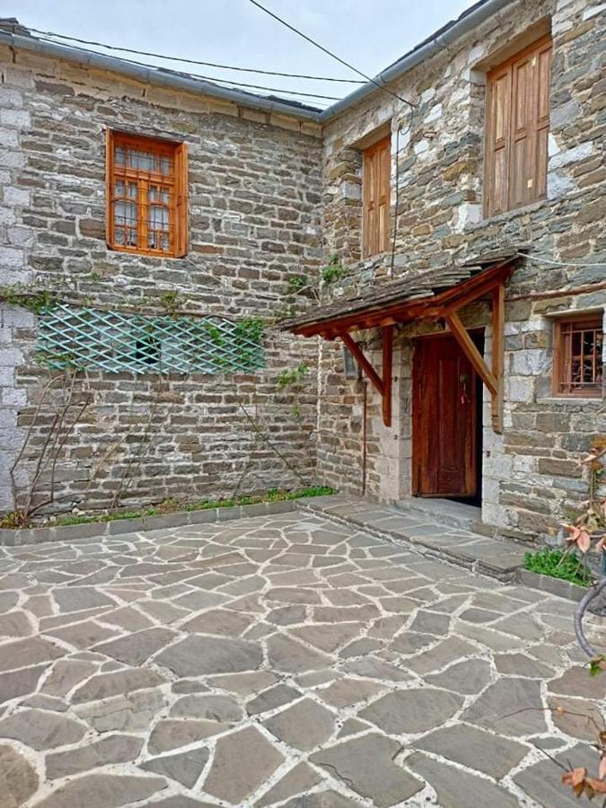 Villa Ανδρομέδα: Παραδοσιακό Κατάλυμμα à Papingo Extérieur photo